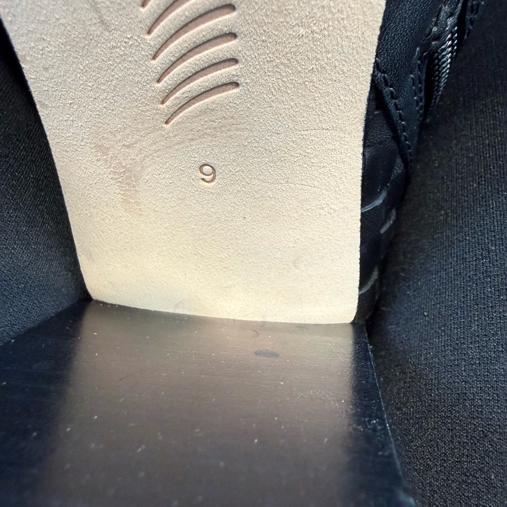 Paige BEST DEAL IN TOWN - Picture 8 of 9